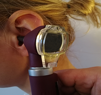 Ear syringe small